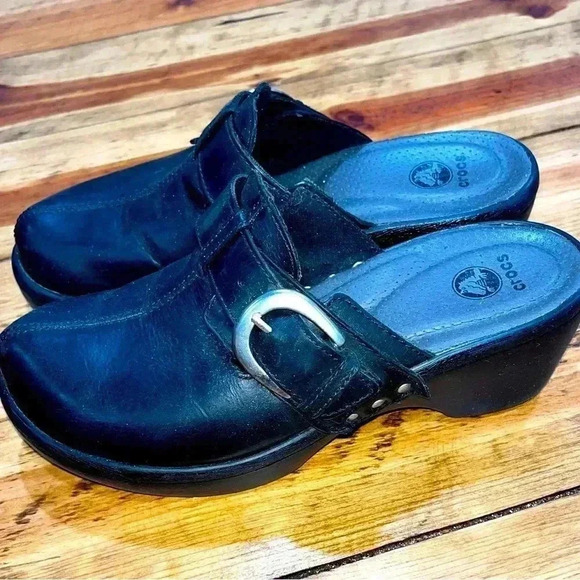 Crocs Mules Clogs Slide in shoes leather black with buckle - Picture 1 of 9